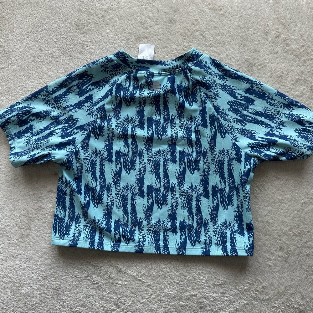 Zella Kids Blue Abstract Rashguard Set - Picture 6 of 6